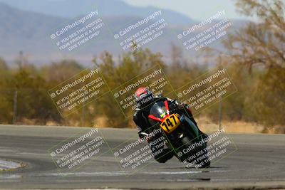 media/Apr-17-2022-CVMA (Sun) [[f474cfa795]]/Race 14 500 Supersport-350 Supersport (Holeshot)/